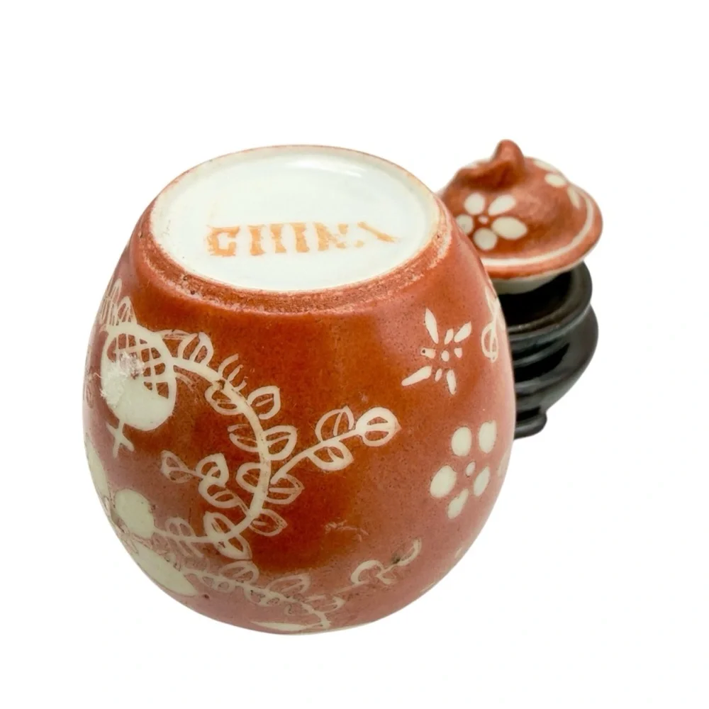 Chinese Miniature Ginger Jar Iron Red White Florals Cross With Display Base Vtg